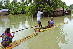 উত্তরাঞ্চলে পানিবন্দি ৩ লাখ মানুষ