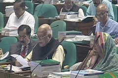 ব্যাংকে রাখা টাকার উপর আবগারি শুল্ক বাড়ানোয় অসন্তোষ