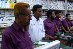 পাইলট প্রকল্পের আওতায় ৫শ ফার্মেসী