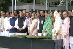 দেশের মানুষের জন্য কাজ করার নির্দেশ প্রধানমন্ত্রীর