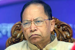 ‘প্রধান বিচারপতি নিজ বাসায়-ই আছেন’