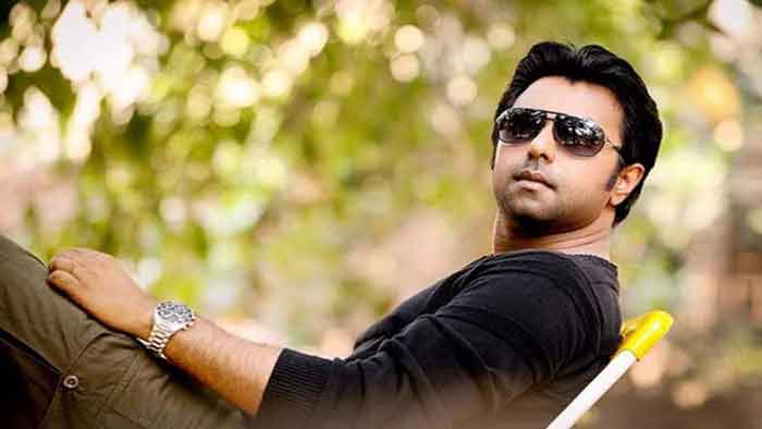 এবার রবীন্দ্রসঙ্গীত গাইলেন অপূর্ব