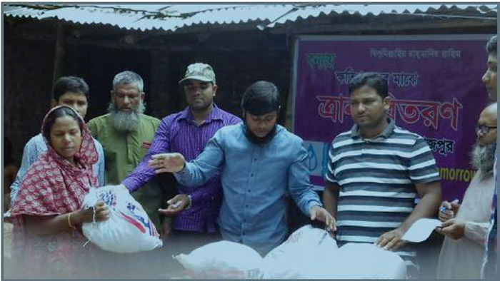 সুবিধাবঞ্চিতদের মুখে হাসি দেখতে চায় বেটার ট্যুমরো