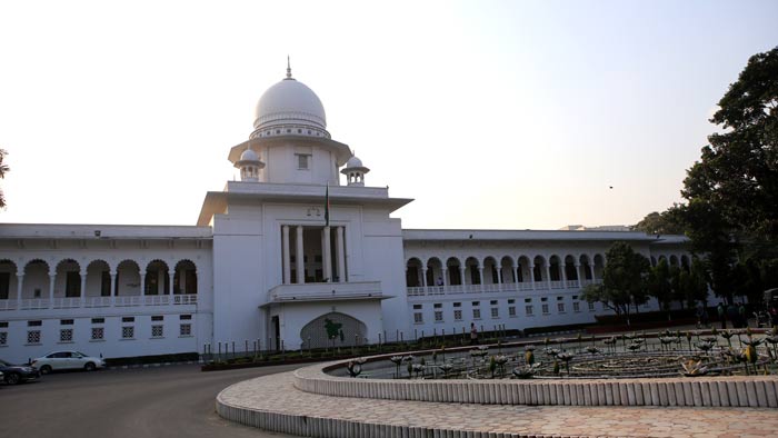 তত্ত্বাবধায়ক সরকার চেয়ে রিটের শুনানি পিছিয়েছে