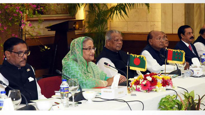 সবাই মিলে দেশটাকে গড়তে হবে : ঐক্যফ্রন্টের নেতাদের প্রধানমন্ত্রী