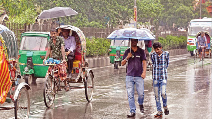 রাজধানীতে স্বস্তির বৃষ্টি