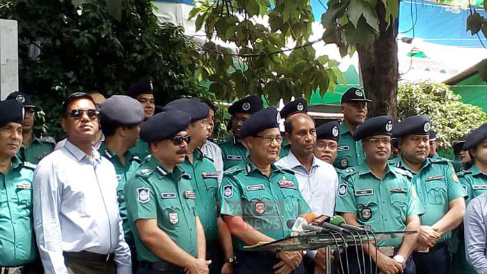 ১৫ আগস্টে কোনো হুমকি নেই: ডিএমপি কমিশনার