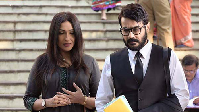বান্ধবীকে উপহার দিতে পারেন রাশি অনুযায়ী!