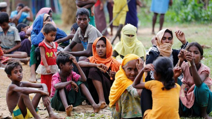 রোহিঙ্গাদের কক্সবাজারের নিরাপদ জায়গায় রাখুন