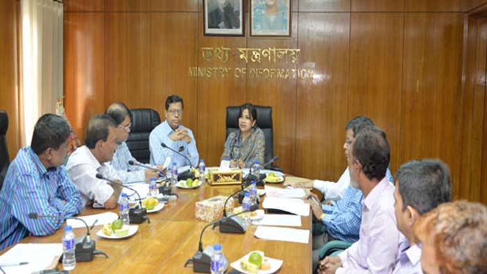 ‘সরকার সংবাদপত্রের সাথে সংশ্লিষ্ট সকলের বিষয়ে আন্তরিক’