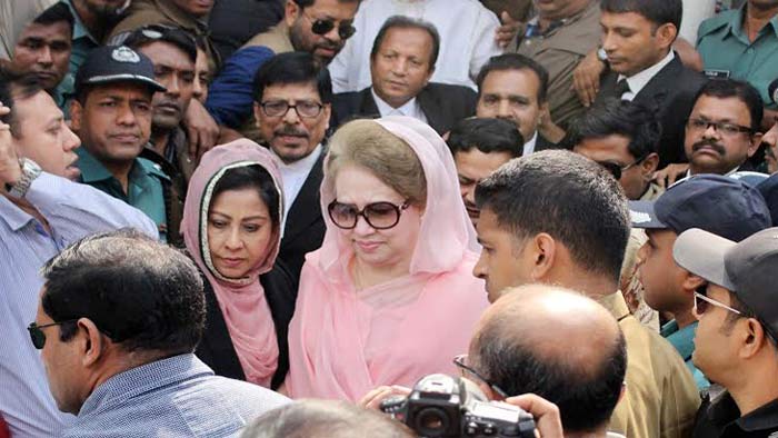 পুরোনো ছবি পুরোনো ছবি
