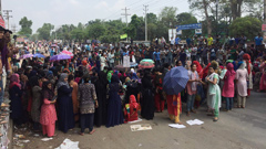 ঢাকা-আরিচা মহাসড়ক অবরোধ জাবি শিক্ষার্থীদের
