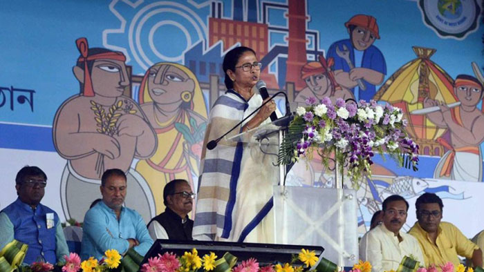 আমরা হিন্দু বলে কি মুসলমানদের থাকতে দেবো না?