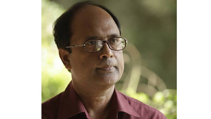 ছয় দশক পূর্ণ করলেন সৈয়দ আজিজুল হক