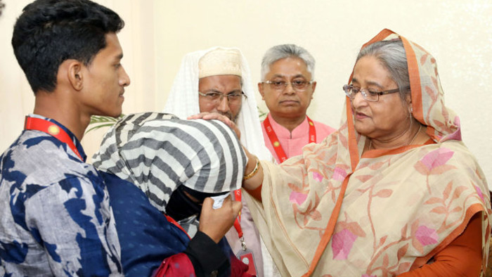 নুসরাতের হত্যাকারীরা রেহাই পাবে না : প্রধানমন্ত্রী