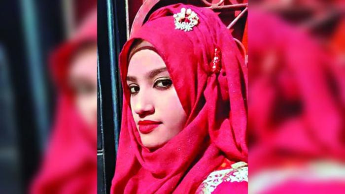মরদেহ নিয়ে ফেনীর উদ্দেশে রওনা দিয়েছেন স্বজনেরা