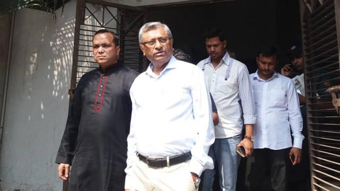 ‘মানুষ একটা শঙ্কার মধ্যে বসবাস করছে’