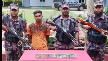 বেনাপোলে হুন্ডির টাকাসহ যুবক আটক
