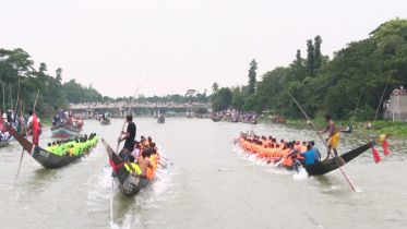 ইছামতী নদীতে নৌকা বাইচ প্রতিযোগিতা অনুষ্ঠিত