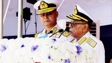 জাতীয় স্বার্থে নৌবাহিনীকে কাজ করার আহ্বান রাষ্ট্রপতির