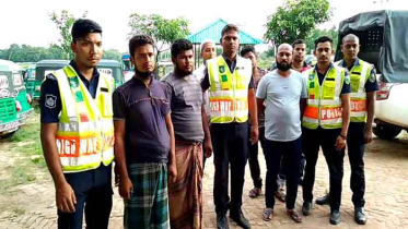 চৌদ্দগ্রামে পলিথিন ভর্তি ট্রাকসহ চালক-হেলপার আটক