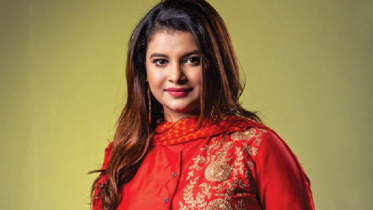 যুবকের বিরুদ্ধে অভিনেত্রী ফারিয়ার জিডি
