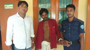 নেশাগ্রস্থ ছেলেকে পুলিশে দিলেন বাবা-মা নেশাগ্রস্থ ছেলেকে পুলিশে দিলেন বাবা-মা