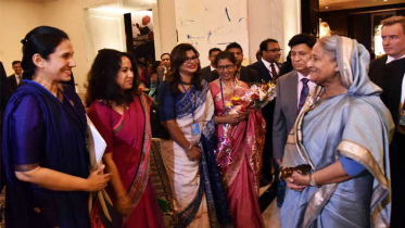 নিউইর্য়কে পৌঁছেছেন প্রধানমন্ত্রী