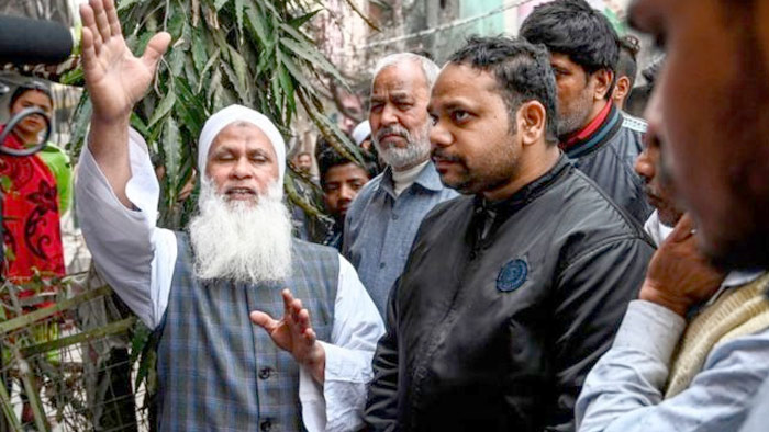 বিধ্বস্ত এলাকার হিন্দু ও মুসলিমরা সাংবাদিকদের কাছে ক্ষোভ প্রকাশ করছেন- বিবিসি বিধ্বস্ত এলাকার হিন্দু ও মুসলিমরা সাংবাদিকদের কাছে ক্ষোভ প্রকাশ করছেন- বিবিসি