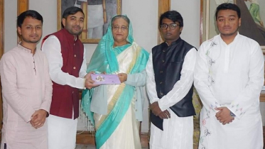 প্রধানমন্ত্রীকে সরস্বতী পূজার নিমন্ত্রণ