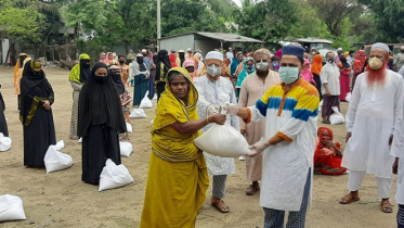 সোনারগাঁয়ে সাড়ে ৪শ পরিবার পেল খাদ্য সহায়তা