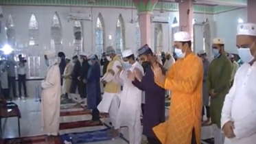 বরিশালে ঈদের জামাত অনুষ্ঠিত