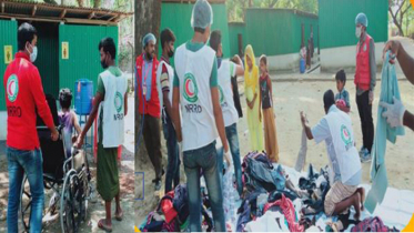 পরিধেয় কাপড় পেল কোয়ারেন্টাইনে থাকা ৪১২ রোহিঙ্গা