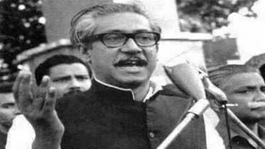 এই শোষিত দুর্ভাগা দেশকে সোনার বাংলায় পরিণত করাই আমার স্বপ্ন