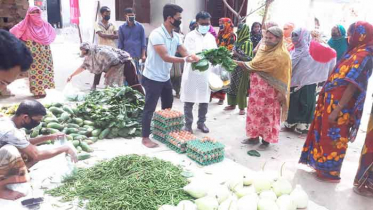 নাভারনে ছাত্রলীগের উদ্যোগে সবজি বিতরণ