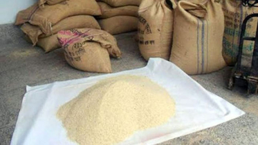 নিম্ন আয়ের মানুষের জন্য ১০ টাকায় চাল দেবে সরকার
