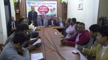 কুমিল্লায় বিদ্যালয়ের শতবর্ষ উদযাপন উপলক্ষে সংবাদ সম্মেলন