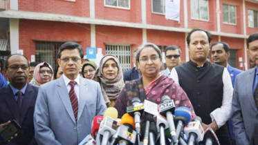 পরীক্ষার্থীদের জিম্মি করে কোনও প্রতিষ্ঠান চালতে পারবে না: শিক্ষামন্ত্রী