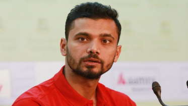 বিসিবি’র চাপে কষ্ট পেয়েছেন মাশরাফি