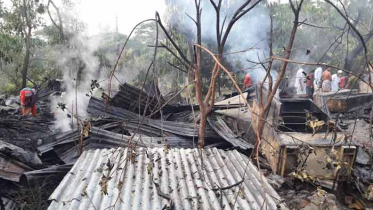 মিরসরাইয়ে অগ্নিকান্ডে ১০ বসতঘর পুড়ে ছাই