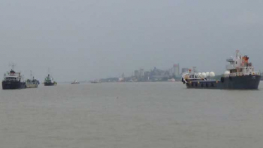 মোংলা থেকে ভারতগামী নৌযান চলাচল বন্ধ