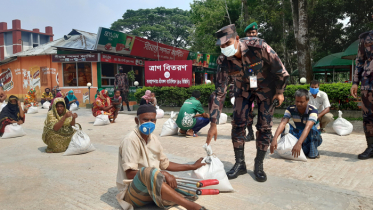 তিন জেলায় ৩ হাজার পরিবারকে বিজিবির খাদ্য সামগ্রী বিতরণ