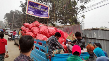 আজ থেকে ৩৫ টাকায় পেঁয়াজ বিক্রি করবে সরকার
