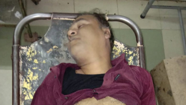 রাজশাহীতে মারামারি থামাতে গিয়ে কর্মকর্তা নিহত