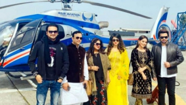 ভোটের দিন কোথায় গেলেন তারকারা?