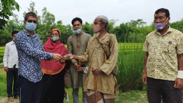 জমানো শেষ সম্বলটুকুও দান করলেন বৃদ্ধ ভিক্ষুক