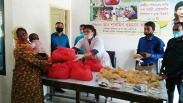 শেরপুরে দুঃস্থ প্রসূতি মায়েদের মধ্যে খাদ্য ও ওষুধ বিতরণ