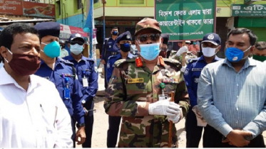 সেনাবাহিনীর কাজের খোঁজ নিলেন জিওসি মে. জে. নজরুল ইসলাম