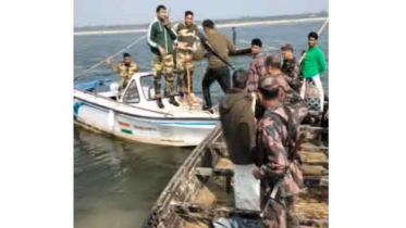 ৫ বাংলাদেশিকে ফেরত দেয়নি বিএসএফ,অনুপ্রবেশের ভিডিও প্রকাশ