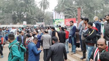 নেতাকর্মীদের পদচারণায় মুখরিত সোহরাওয়ার্দী উদ্যান